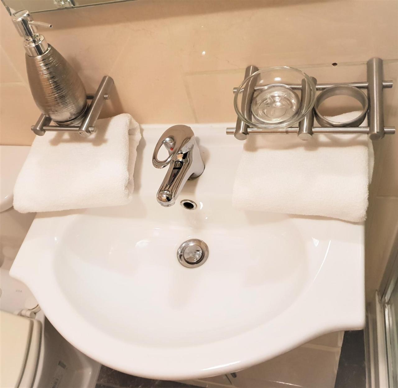 לונדון The King William Hotel מראה חיצוני תמונה